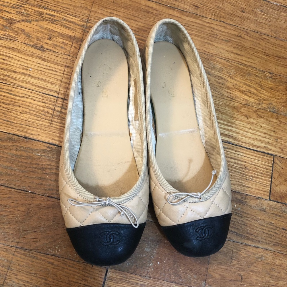 Chanel Beige Quilted Cap Toe Ballet Flats